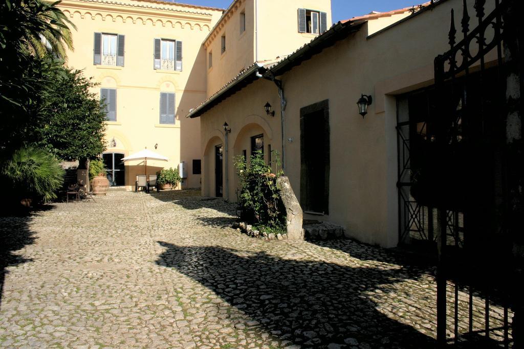 Agriturismo Castello Santa Margherita Cori Dış mekan fotoğraf